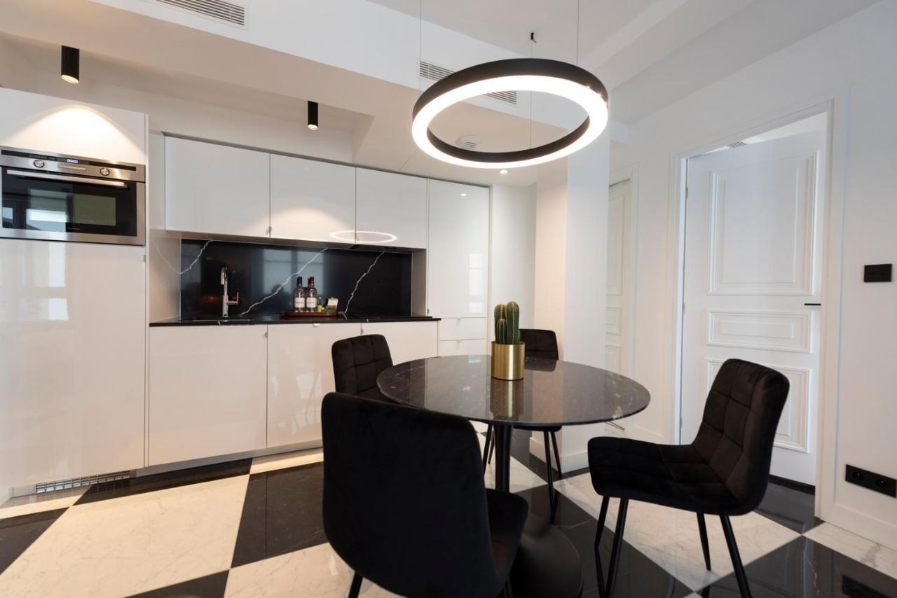 O'Lord, 4 Etoiles, Residence De Luxe Champs-Elysees Paris Exterior photo